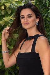 Penelope Cruz Biography - Vlogup