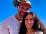 Who Is Lee Asher Dating Now? Past Relationships, Current Status, Rumors and Facts